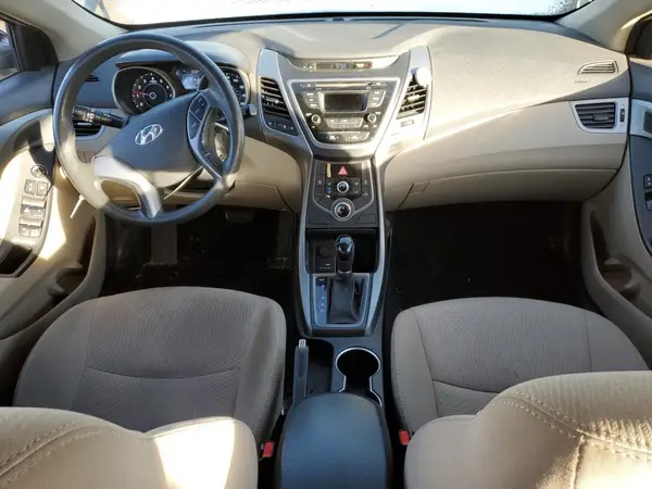 5NPDH4AE0GH714591 2016 HYUNDAI ELANTRA - Image 8