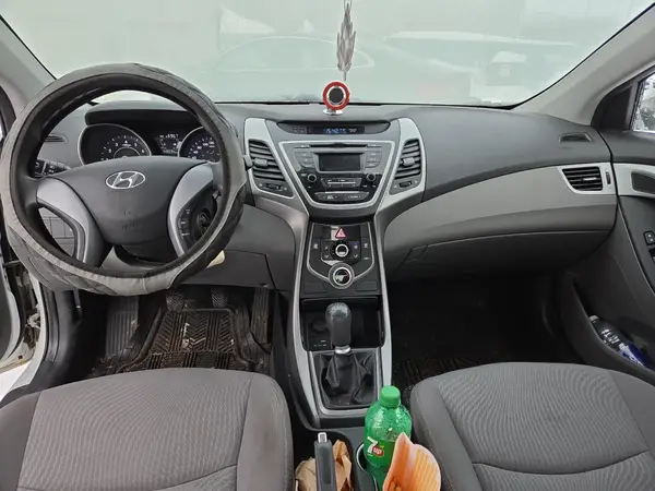 5NPDH4AE0GH716843 2016 HYUNDAI ELANTRA - Image 8