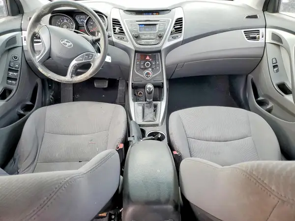 5NPDH4AE0GH718205 2016 HYUNDAI ELANTRA - Image 8