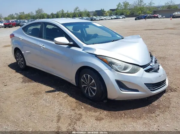 5NPDH4AE0GH718348 2016 HYUNDAI ELANTRA - Image 1