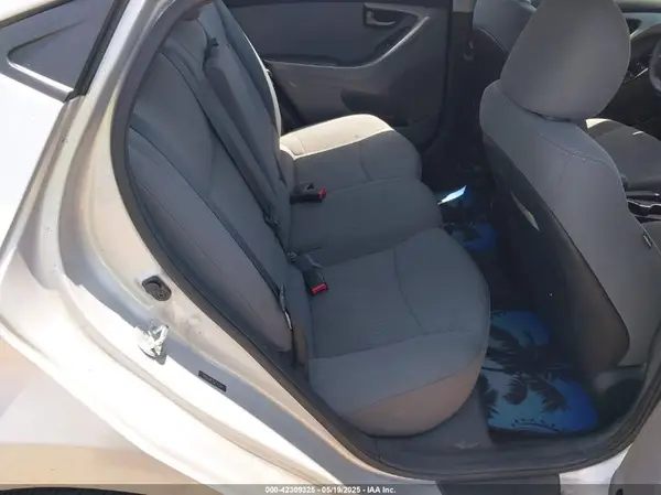 5NPDH4AE0GH718348 2016 HYUNDAI ELANTRA - Image 8