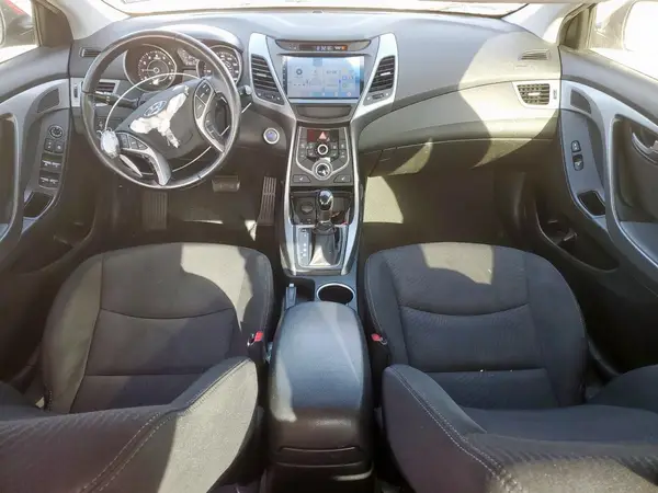 5NPDH4AE0GH718494 2016 HYUNDAI ELANTRA - Image 8