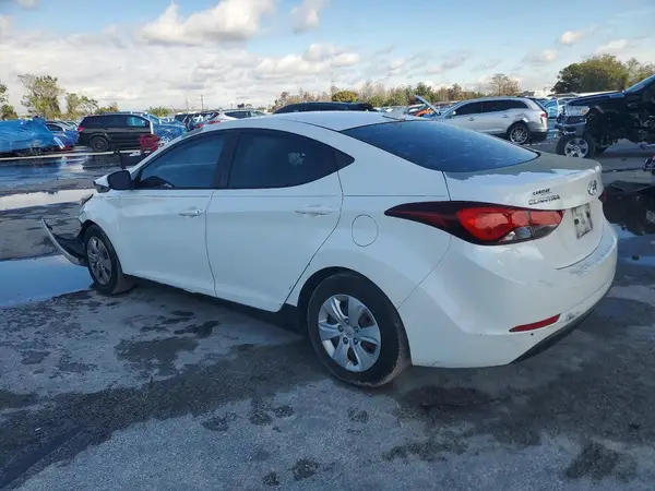 5NPDH4AE0GH720102 2016 HYUNDAI ELANTRA - Image 2