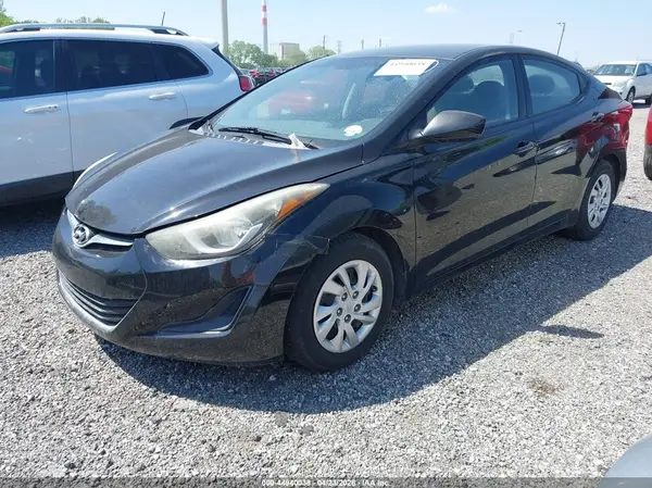 5NPDH4AE0GH721394 2016 HYUNDAI ELANTRA - Image 2