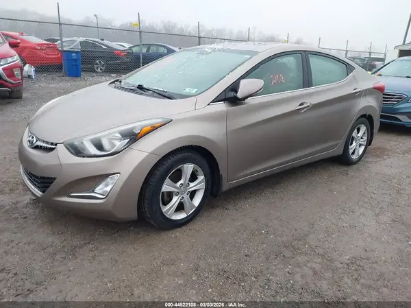 5NPDH4AE0GH723243 2016 HYUNDAI ELANTRA - Image 2