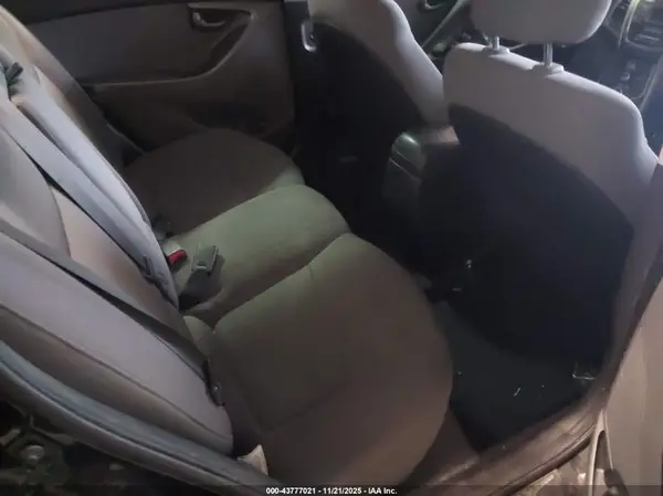 5NPDH4AE0GH727888 2016 HYUNDAI ELANTRA - Image 8