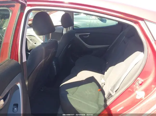 5NPDH4AE0GH729866 2016 HYUNDAI ELANTRA - Image 8