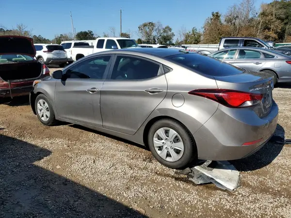 5NPDH4AE0GH731388 2016 HYUNDAI ELANTRA - Image 2