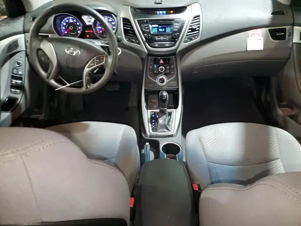 5NPDH4AE0GH731651 2016 HYUNDAI ELANTRA - Image 8