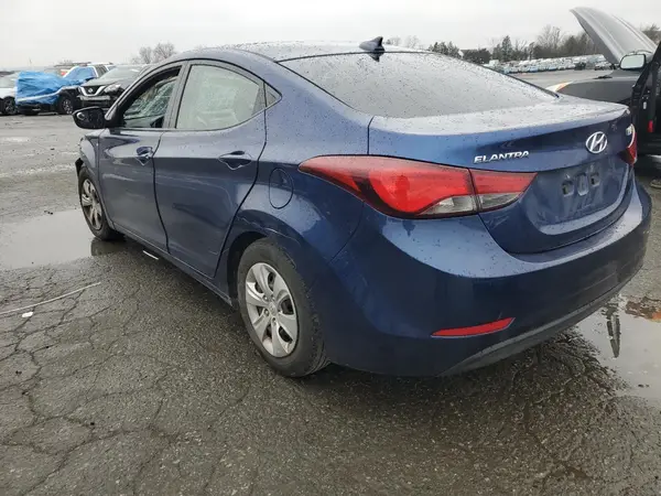 5NPDH4AE0GH732248 2016 HYUNDAI ELANTRA - Image 2