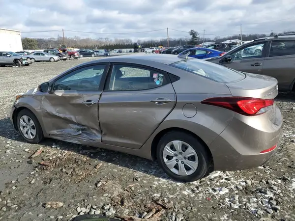5NPDH4AE0GH732394 2016 HYUNDAI ELANTRA - Image 2