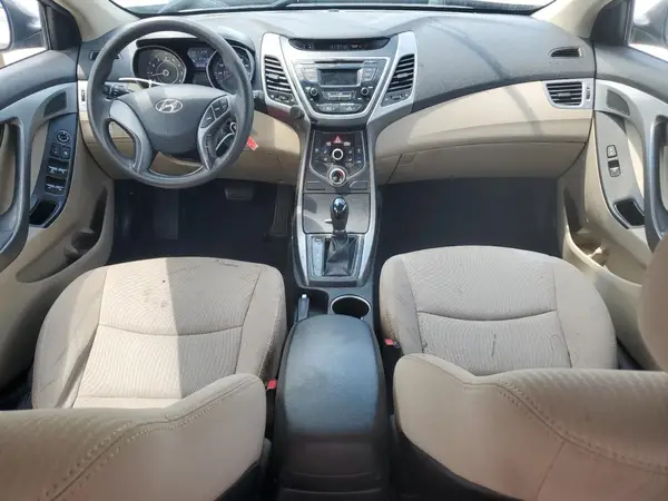 5NPDH4AE0GH732881 2016 HYUNDAI ELANTRA - Image 8