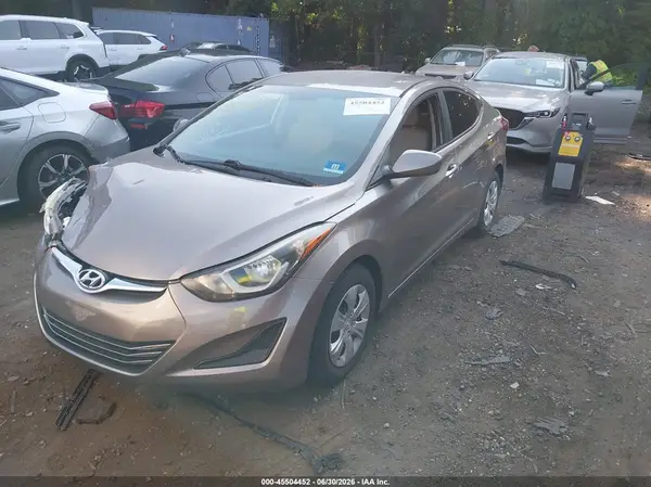 5NPDH4AE0GH732895 2016 HYUNDAI ELANTRA - Image 2