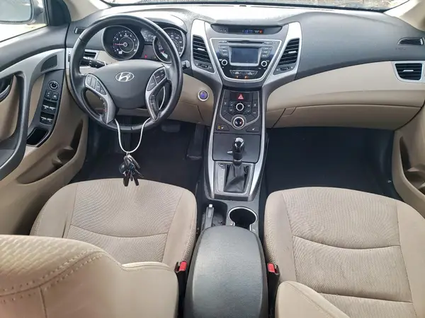 5NPDH4AE0GH734484 2016 HYUNDAI ELANTRA - Image 8