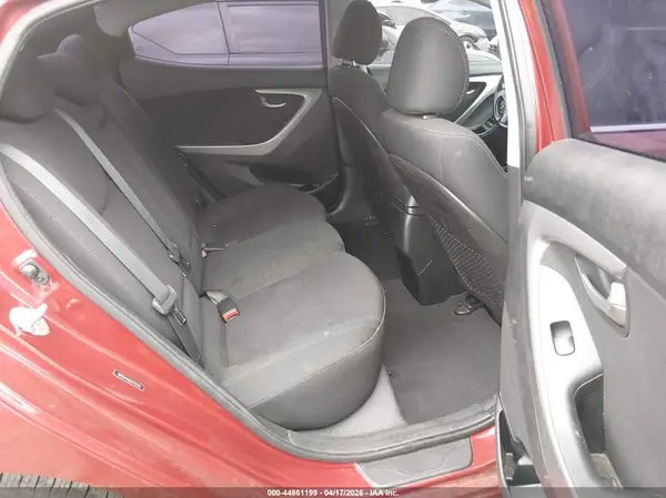5NPDH4AE0GH735375 2016 HYUNDAI ELANTRA - Image 8