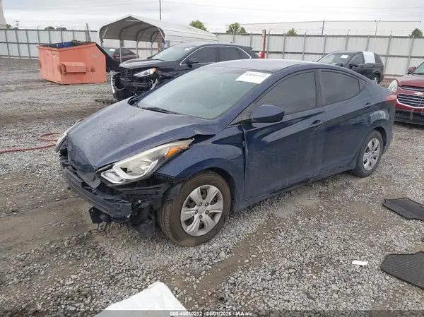 5NPDH4AE0GH737188 2016 HYUNDAI ELANTRA - Image 2