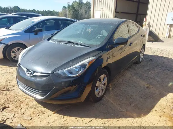 5NPDH4AE0GH739278 2016 HYUNDAI ELANTRA - Image 2