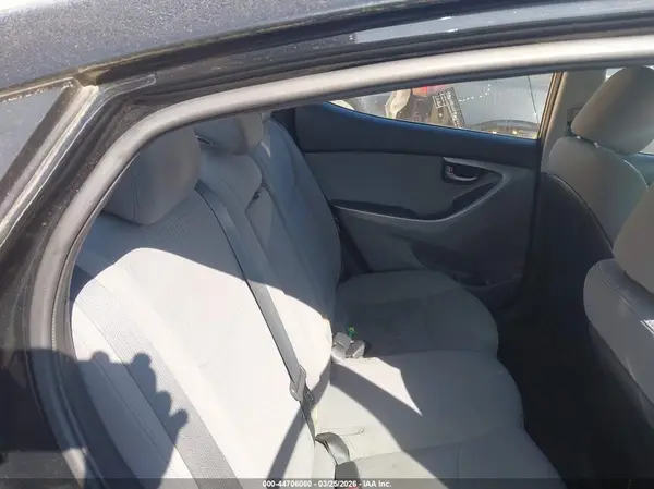 5NPDH4AE0GH739278 2016 HYUNDAI ELANTRA - Image 8