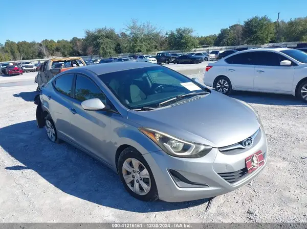 5NPDH4AE0GH740222 2016 HYUNDAI ELANTRA - Image 1