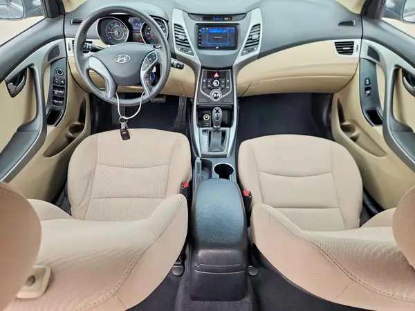 5NPDH4AE0GH740320 2016 HYUNDAI ELANTRA - Image 8