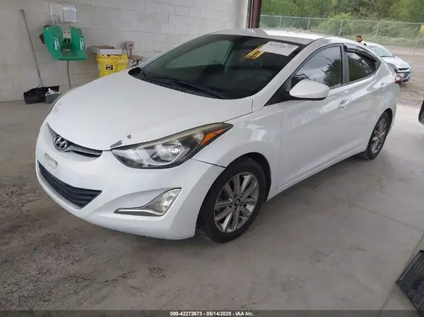 5NPDH4AE0GH741628 2016 HYUNDAI ELANTRA - Image 2