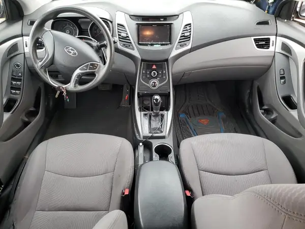 5NPDH4AE0GH743136 2016 HYUNDAI ELANTRA - Image 8