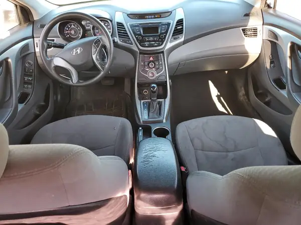 5NPDH4AE0GH743962 2016 HYUNDAI ELANTRA - Image 8