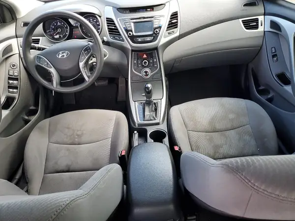 5NPDH4AE0GH744416 2016 HYUNDAI ELANTRA - Image 8