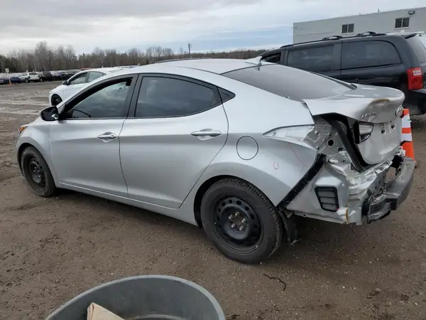 5NPDH4AE0GH745128 2016 HYUNDAI ELANTRA - Image 2