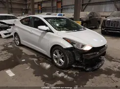 5NPDH4AE0GH746831 2016 HYUNDAI ELANTRA