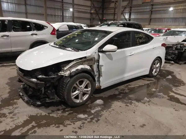 5NPDH4AE0GH746831 2016 HYUNDAI ELANTRA - Image 2