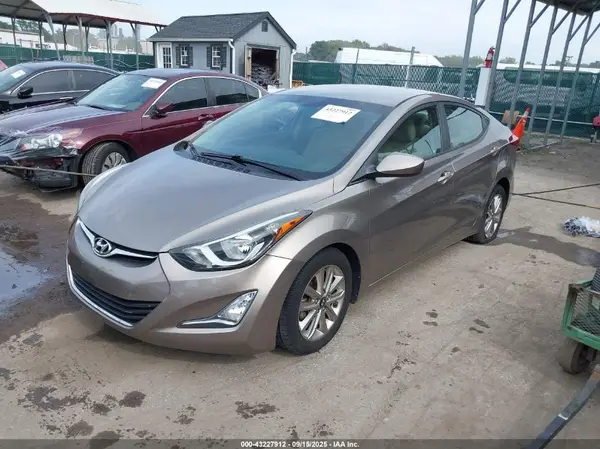 5NPDH4AE0GH749079 2016 HYUNDAI ELANTRA - Image 2