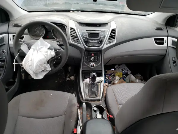 5NPDH4AE0GH750460 2016 HYUNDAI ELANTRA - Image 8