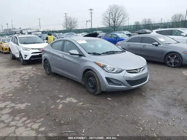 5NPDH4AE0GH750779 2016 HYUNDAI ELANTRA - Image 1