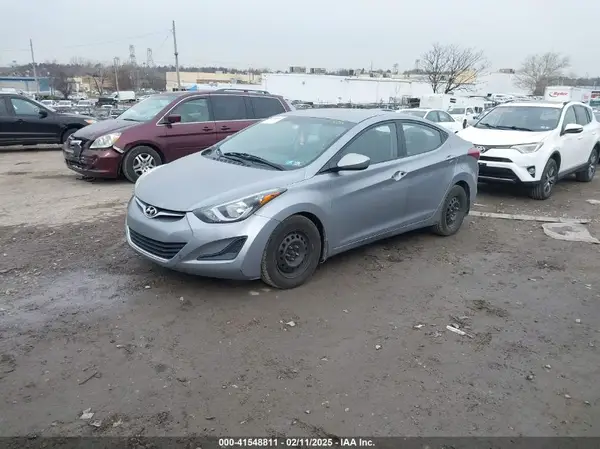 5NPDH4AE0GH750779 2016 HYUNDAI ELANTRA - Image 2