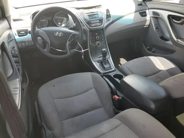 5NPDH4AE0GH750961 2016 HYUNDAI ELANTRA - Image 8