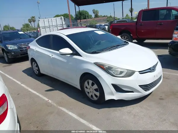 5NPDH4AE0GH751799 2016 HYUNDAI ELANTRA - Image 1