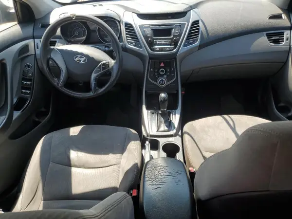 5NPDH4AE0GH757991 2016 HYUNDAI ELANTRA - Image 8