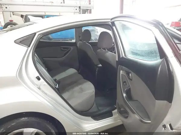 5NPDH4AE0GH758431 2016 HYUNDAI ELANTRA - Image 8