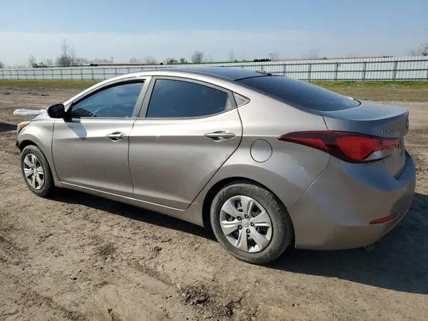5NPDH4AE0GH761703 2016 HYUNDAI ELANTRA - Image 2
