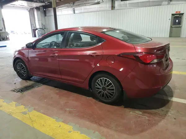 5NPDH4AE0GH762172 2016 HYUNDAI ELANTRA - Image 2