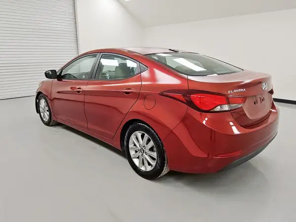 5NPDH4AE0GH764620 2016 HYUNDAI ELANTRA - Image 2