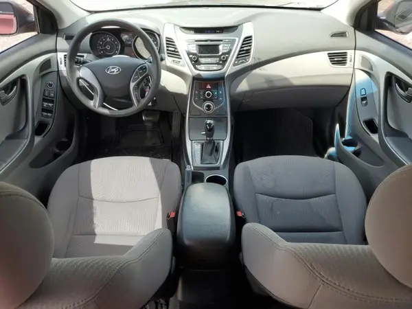 5NPDH4AE0GH765749 2016 HYUNDAI ELANTRA - Image 8