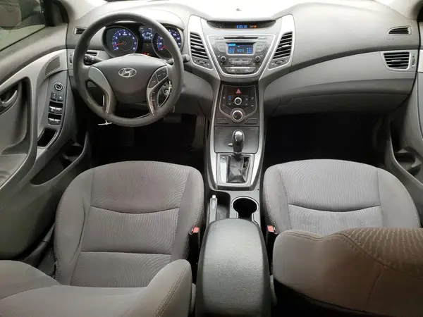 5NPDH4AE0GH768084 2016 HYUNDAI ELANTRA - Image 8