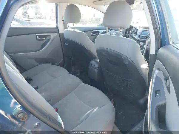 5NPDH4AE0GH768148 2016 HYUNDAI ELANTRA - Image 8