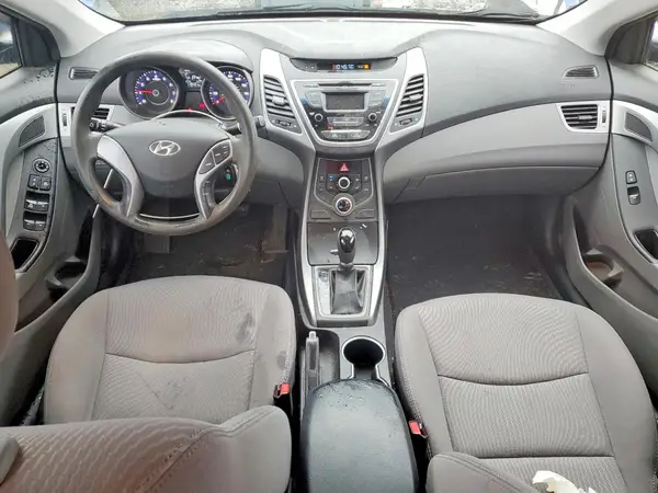 5NPDH4AE0GH768697 2016 HYUNDAI ELANTRA - Image 8
