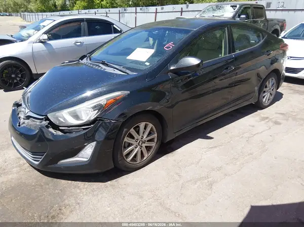 5NPDH4AE0GH769543 2016 HYUNDAI ELANTRA - Image 2