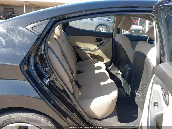 5NPDH4AE0GH770272 2016 HYUNDAI ELANTRA - Image 8