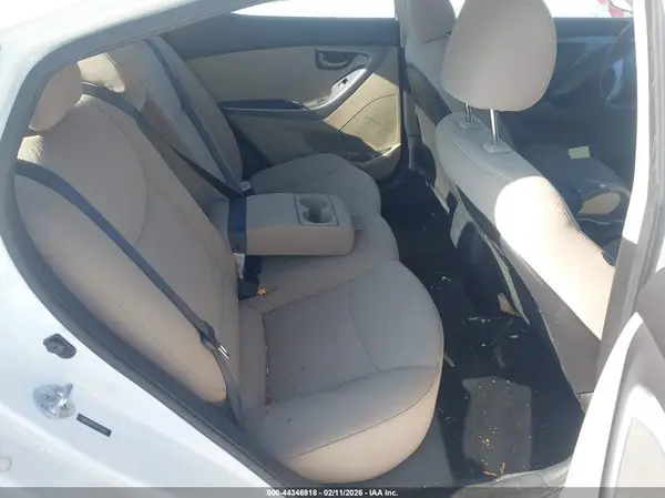 5NPDH4AE0GH771695 2016 HYUNDAI ELANTRA - Image 8