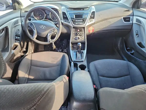 5NPDH4AE0GH775665 2016 HYUNDAI ELANTRA - Image 8